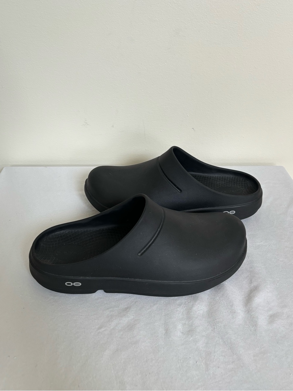 Oofos OOcloog Recovery Black Clog Comfort Shoes Slip-On Clogs Women Size 11